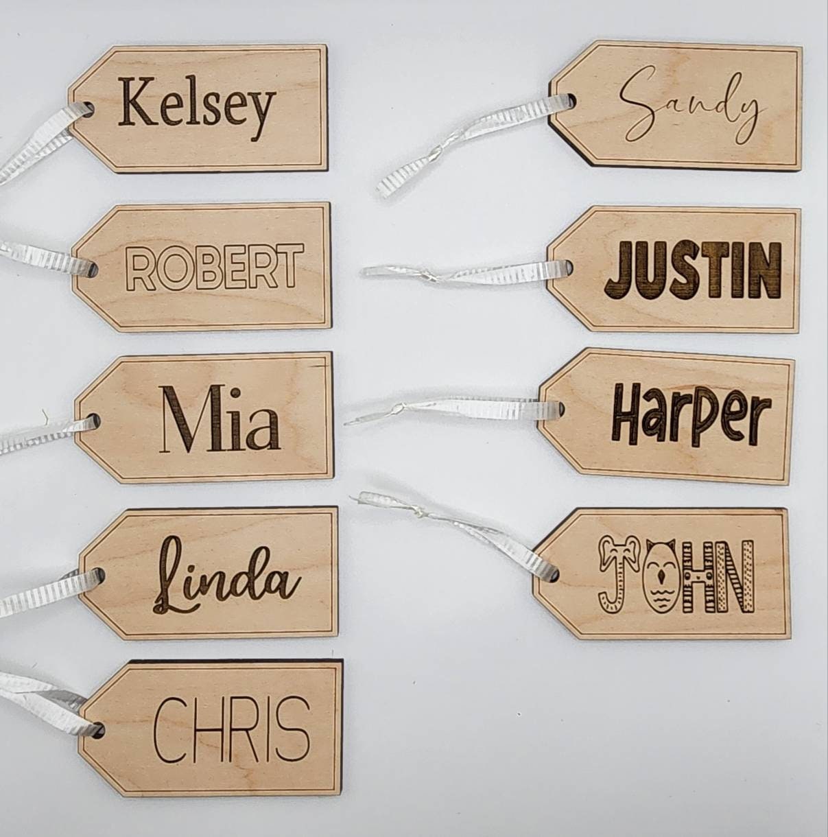 Wooden gift tag with border - Personalized gift tag | Holiday gift tag | Special Occasion